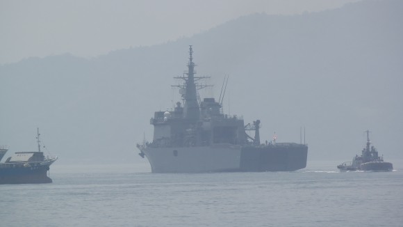 呉湾大型自衛艦