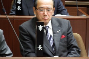 松井市長