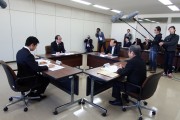 ４者会談