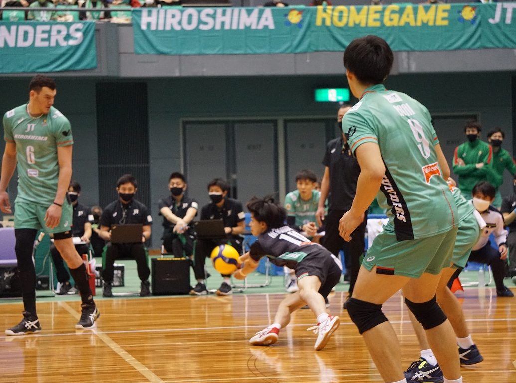 広島市で今年度ラストホームゲーム、L:唐川/井上航で流れ掴んで大分