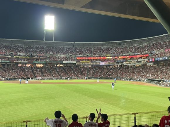 マツダスタジアム ランニングホームラン
