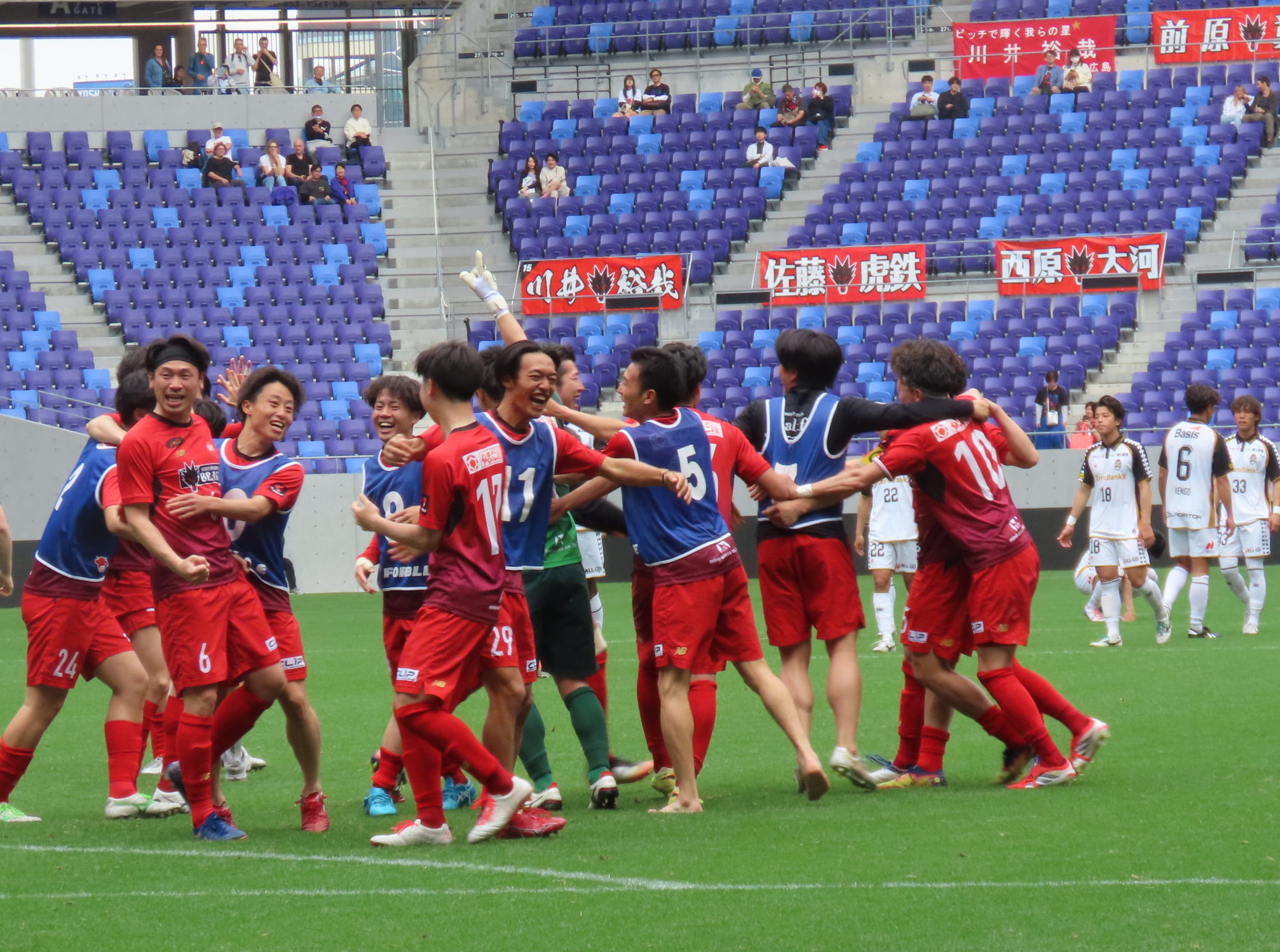 広島県サッカー界最高の栄誉はSRC広島の手に…福山シティFC痛恨～MIKASA